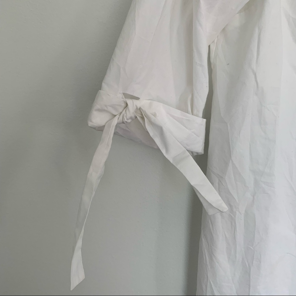 Aritzia | Babaton Malik Blouse off Shoulder - Picture 3 of 11